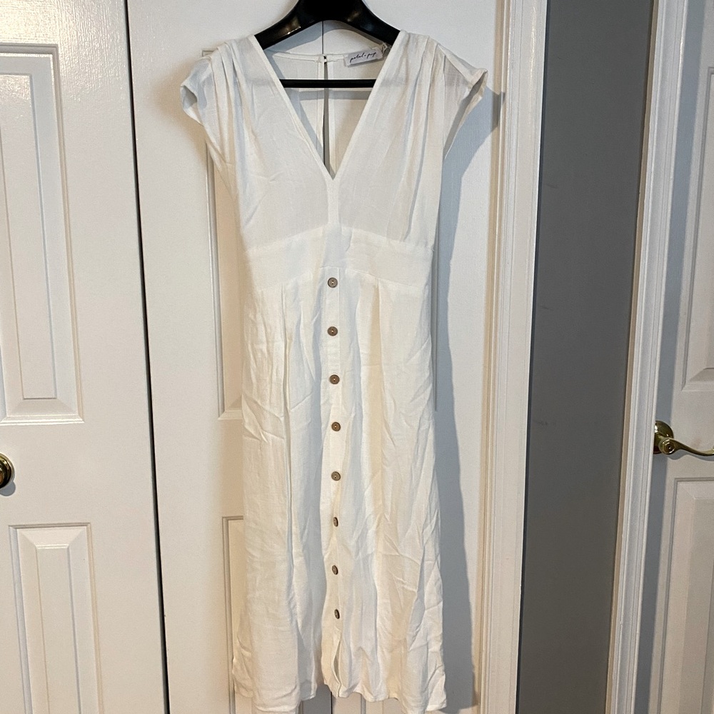 Petal & Pup White Button-Front V-Neck Maxi Dress